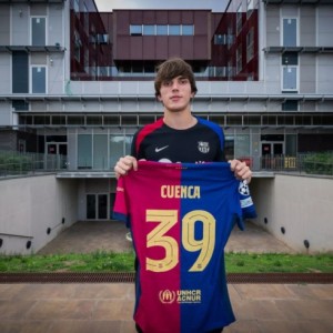 kaiyun-罗马诺：科莫接近签下18岁中后卫昆卡，巴萨保留超20%二转分成